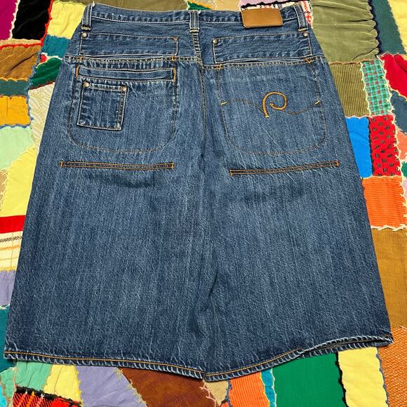 Rocawear Y2K Baggy Loose Fit Triple Pocket Blue Skater Jorts 32W - Picture 1 of 7